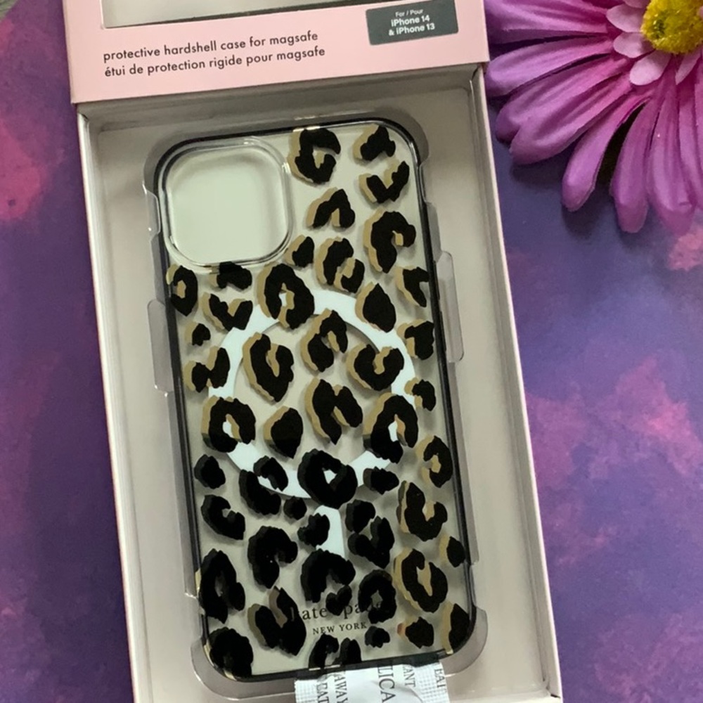 Kate Spade ♠️ IPhone Case - Picture 2 of 3